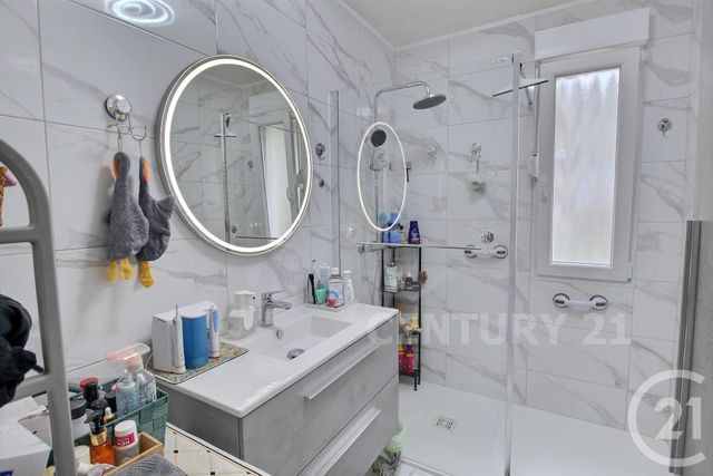 Appartement F3 &agrave; vendre - 3 pi&egrave;ces - 69,63 m2 - St Avold - 57 - LORRAINE