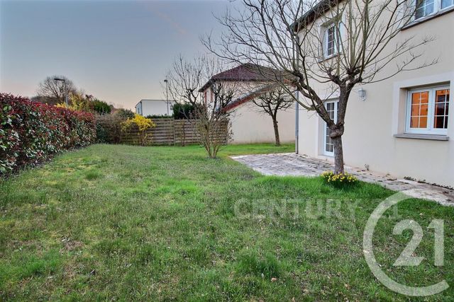 Maison &agrave; louer - 5 pi&egrave;ces - 113,55 m2 - St Avold - 57 - LORRAINE