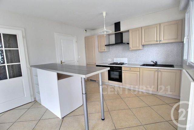 Appartement F3 &agrave; louer - 3 pi&egrave;ces - 77,52 m2 - St Avold - 57 - LORRAINE