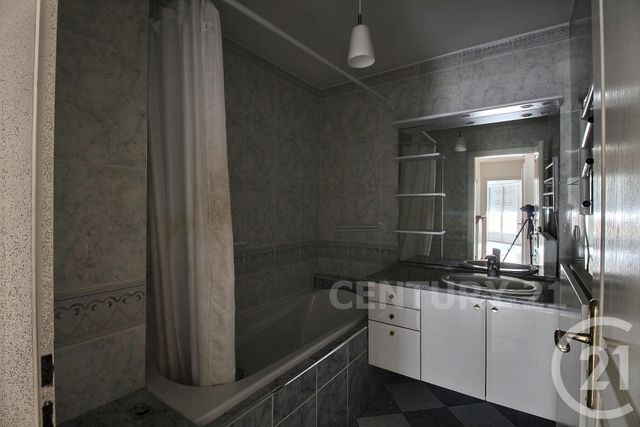 Appartement F3 &agrave; louer - 3 pi&egrave;ces - 77,52 m2 - St Avold - 57 - LORRAINE