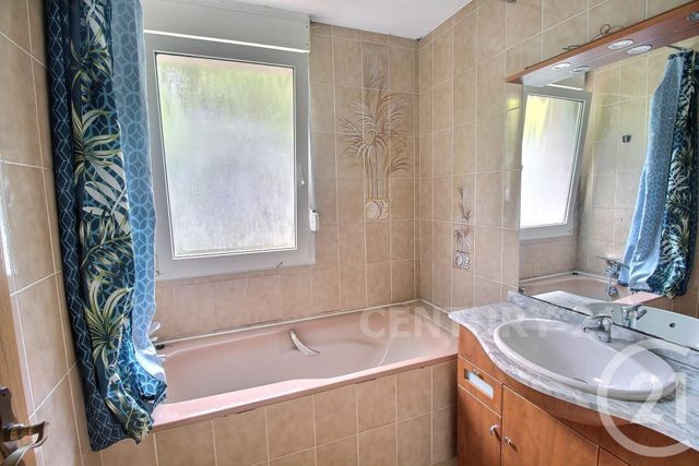 Appartement F4 &agrave; vendre - 4 pi&egrave;ces - 77,76 m2 - St Avold - 57 - LORRAINE