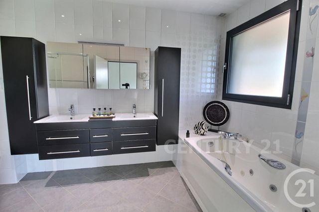 Maison &agrave; vendre - 8 pi&egrave;ces - 258 m2 - Macheren - 57 - LORRAINE