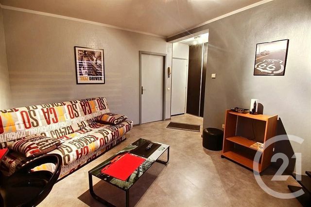 Appartement F1 &agrave; louer - 1 pi&egrave;ce - 27,44 m2 - St Avold - 57 - LORRAINE