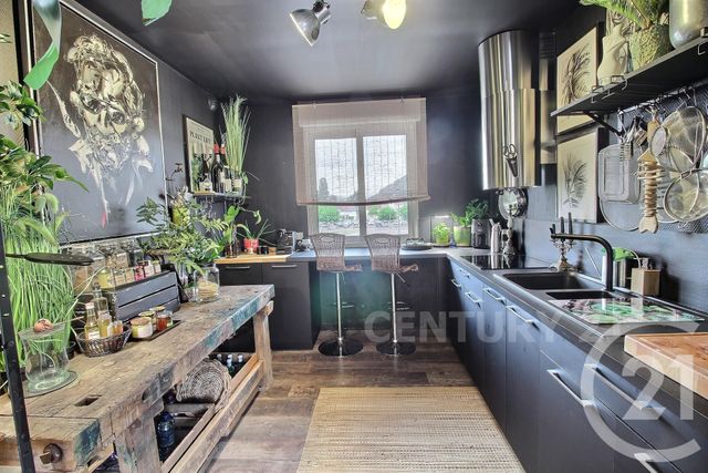 Appartement F5 &agrave; vendre - 6 pi&egrave;ces - 134,26 m2 - St Avold - 57 - LORRAINE