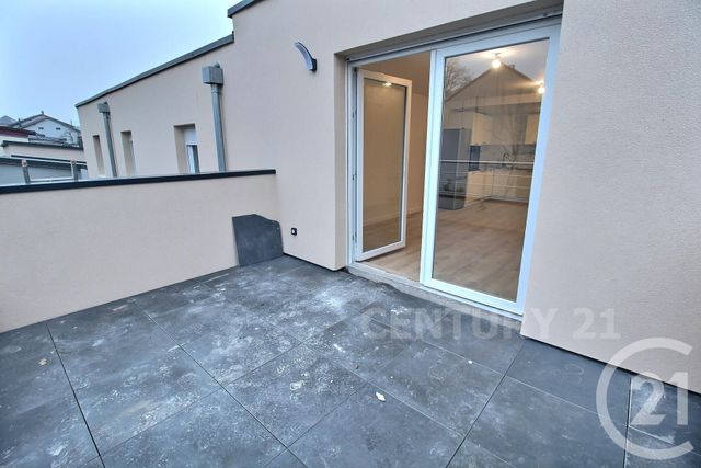 Appartement &agrave; louer - 4 pi&egrave;ces - 77,56 m2 - Macheren - 57 - LORRAINE