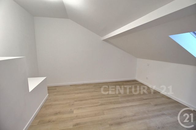 Appartement &agrave; louer - 4 pi&egrave;ces - 77,56 m2 - Macheren - 57 - LORRAINE