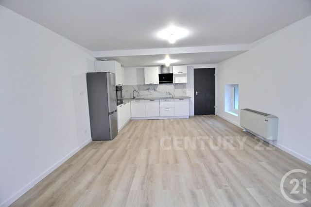 Appartement &agrave; louer - 4 pi&egrave;ces - 77,56 m2 - Macheren - 57 - LORRAINE