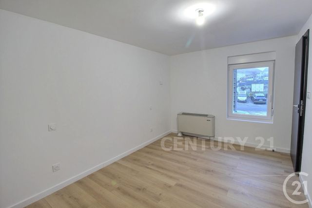 Appartement &agrave; louer - 4 pi&egrave;ces - 77,56 m2 - Macheren - 57 - LORRAINE