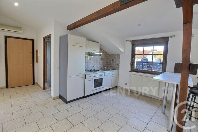 Appartement &agrave; louer - 3 pi&egrave;ces - 68,23 m2 - Macheren - 57 - LORRAINE