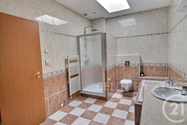 Appartement F5 &agrave; vendre - 5 pi&egrave;ces - 142,74 m2 - St Avold - 57 - LORRAINE