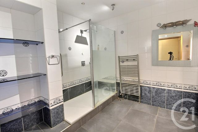 Appartement Duplex &agrave; vendre - 6 pi&egrave;ces - 196,03 m2 - St Avold - 57 - LORRAINE