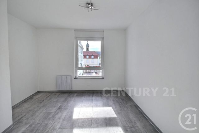 Appartement &agrave; louer - 3 pi&egrave;ces - 78,51 m2 - Freyming Merlebach - 57 - LORRAINE