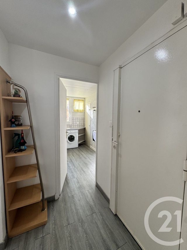 Appartement T3 &agrave; louer - 3 pi&egrave;ces - 50,46 m2 - Marseille - 13004 - PROVENCE-ALPES-COTE-D-AZUR