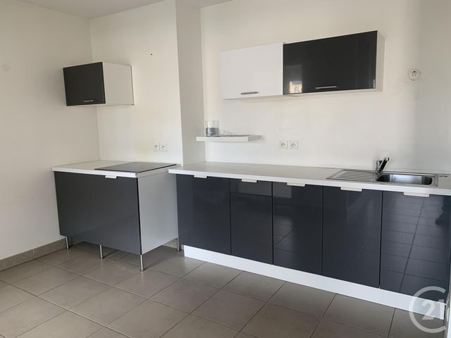 Appartement T2 &agrave; louer - 2 pi&egrave;ces - 47,36 m2 - Marseille - 13009 - PROVENCE-ALPES-COTE-D-AZUR