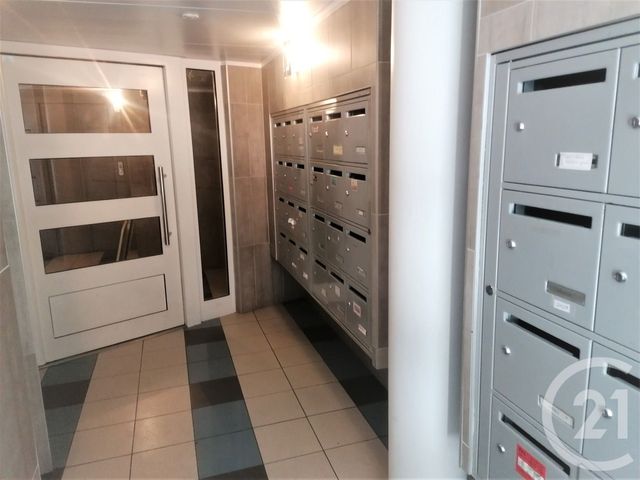 Appartement T2 &agrave; louer - 2 pi&egrave;ces - 34,54 m2 - Marseille - 13008 - PROVENCE-ALPES-COTE-D-AZUR