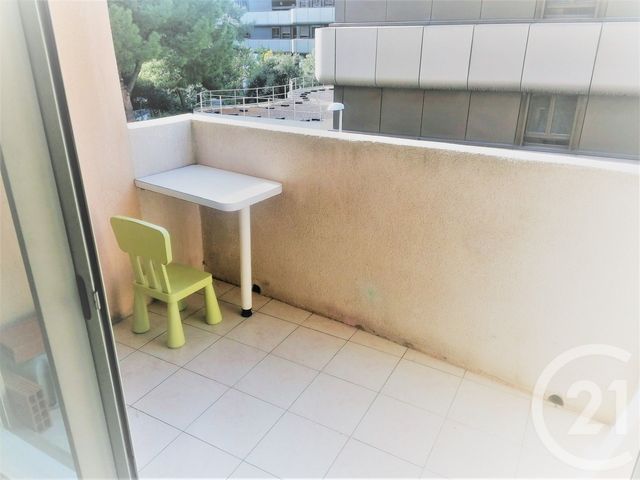 Appartement T2 &agrave; louer - 2 pi&egrave;ces - 34,54 m2 - Marseille - 13008 - PROVENCE-ALPES-COTE-D-AZUR