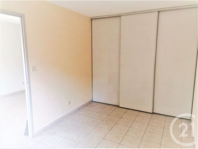 Appartement T2 &agrave; louer - 2 pi&egrave;ces - 34,54 m2 - Marseille - 13008 - PROVENCE-ALPES-COTE-D-AZUR