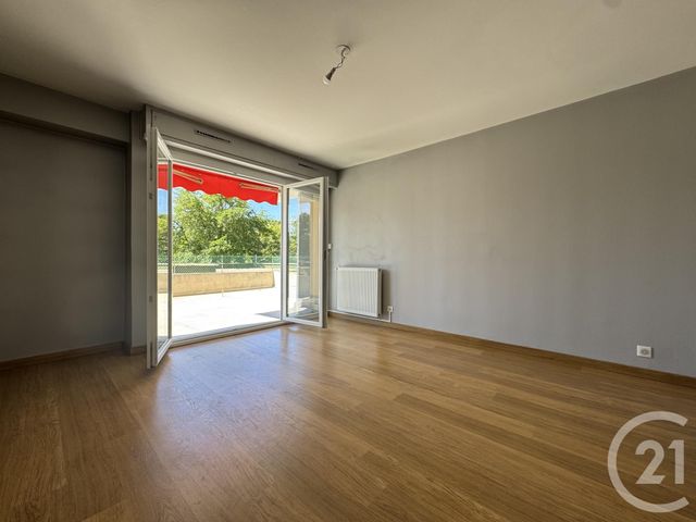 Appartement T3 à louer - 3 pièces - 60,62 m2 - Marseille - 13012 - PROVENCE-ALPES-COTE-D-AZUR