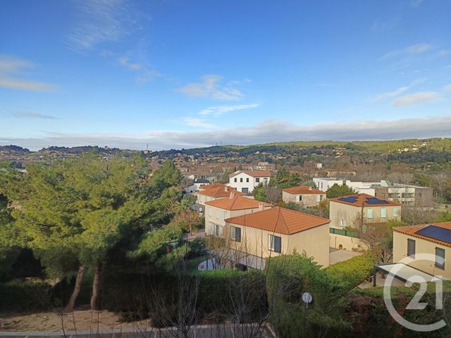 Appartement T4 à vendre - 4 pièces - 94,36 m2 - Marseille - 13011 - PROVENCE-ALPES-COTE-D-AZUR