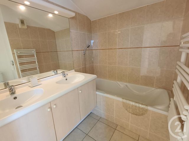 Appartement T4 à vendre - 4 pièces - 94,36 m2 - Marseille - 13011 - PROVENCE-ALPES-COTE-D-AZUR