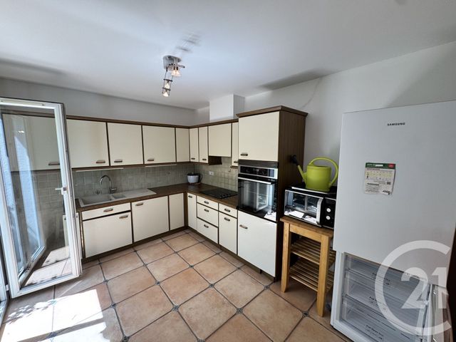 Appartement T2 &agrave; louer - 2 pi&egrave;ces - 66,74 m2 - Marseille - 13012 - PROVENCE-ALPES-COTE-D-AZUR