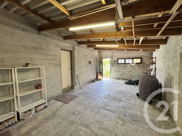 Appartement T2 &agrave; louer - 2 pi&egrave;ces - 66,74 m2 - Marseille - 13012 - PROVENCE-ALPES-COTE-D-AZUR