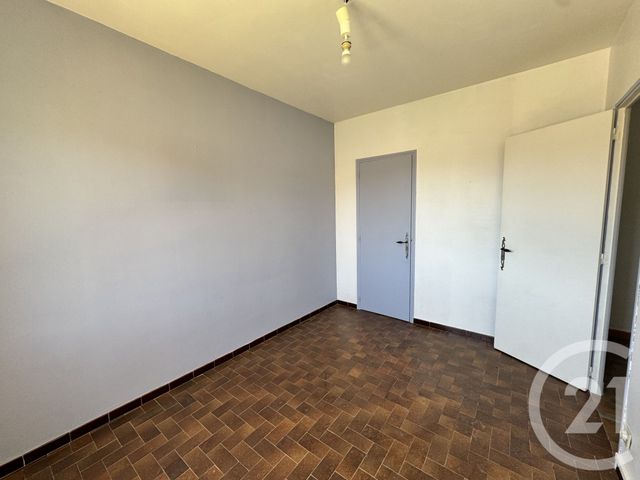Appartement T3 &agrave; louer - 3 pi&egrave;ces - 73,39 m2 - Marseille - 13012 - PROVENCE-ALPES-COTE-D-AZUR