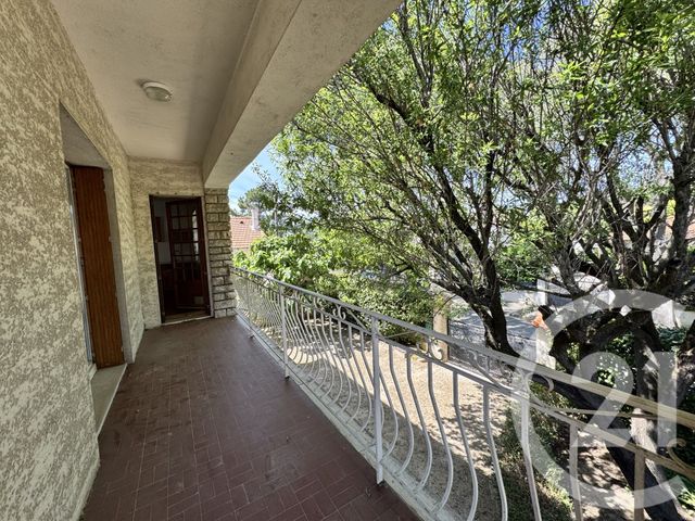 Appartement T3 &agrave; louer - 3 pi&egrave;ces - 73,39 m2 - Marseille - 13012 - PROVENCE-ALPES-COTE-D-AZUR