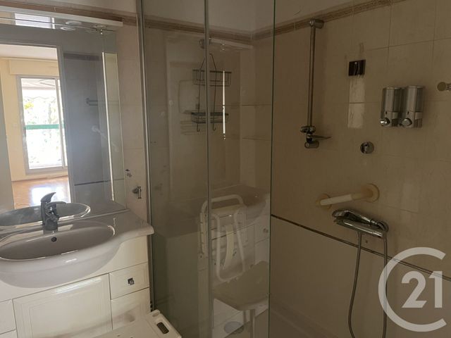 Appartement T3 &agrave; vendre - 3 pi&egrave;ces - 74,30 m2 - Marseille - 13008 - PROVENCE-ALPES-COTE-D-AZUR
