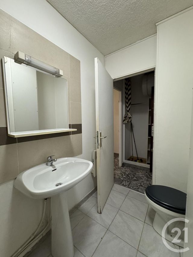 Appartement T2 à louer - 2 pièces - 29,26 m2 - Marseille - 13010 - PROVENCE-ALPES-COTE-D-AZUR