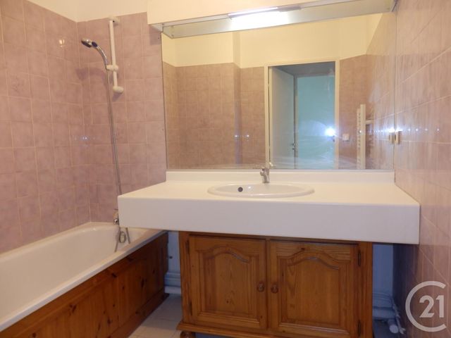 Appartement T3 &agrave; louer - 3 pi&egrave;ces - 64,50 m2 - Marseille - 13012 - PROVENCE-ALPES-COTE-D-AZUR