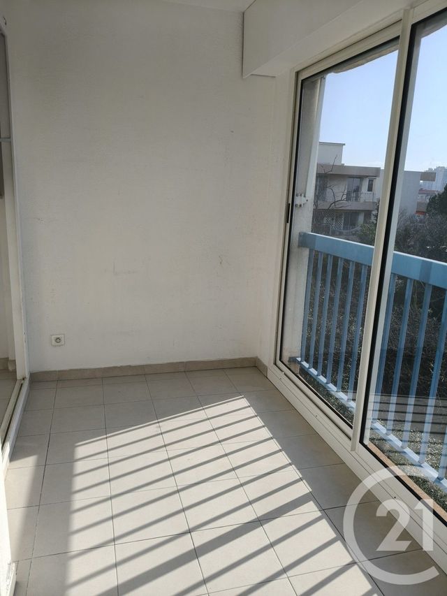 Appartement F2 &agrave; vendre - 2 pi&egrave;ces - 61 m2 - Marseille - 13012 - PROVENCE-ALPES-COTE-D-AZUR