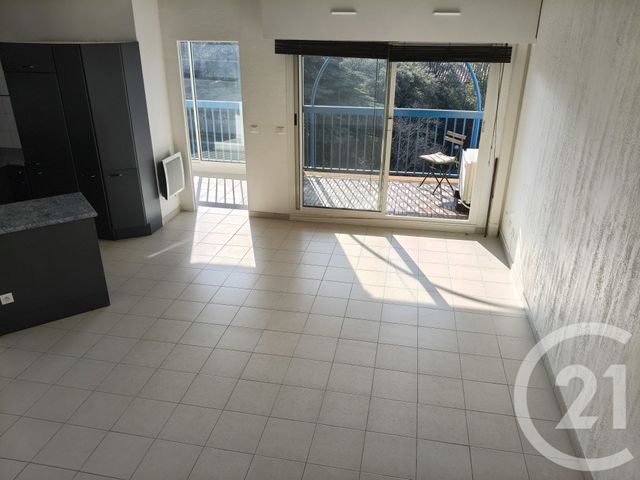 Appartement F2 &agrave; vendre - 2 pi&egrave;ces - 61 m2 - Marseille - 13012 - PROVENCE-ALPES-COTE-D-AZUR