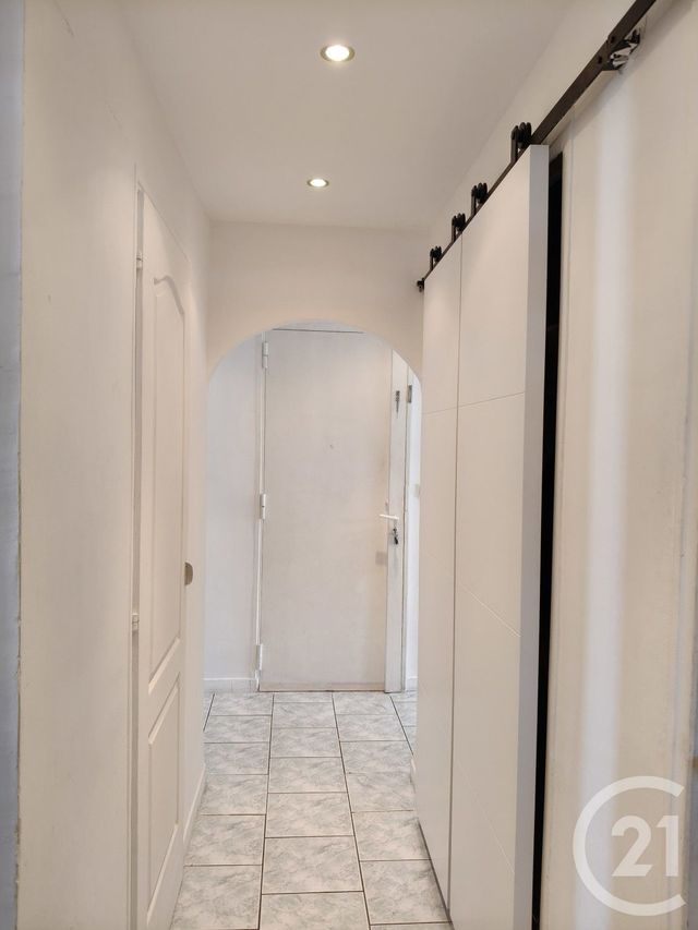 Appartement F3 &agrave; vendre - 4 pi&egrave;ces - 70 m2 - Marseille - 13012 - PROVENCE-ALPES-COTE-D-AZUR