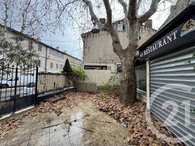 Local commercial à louer - 198.59 m2 - 13 - Bouches-du-Rhone