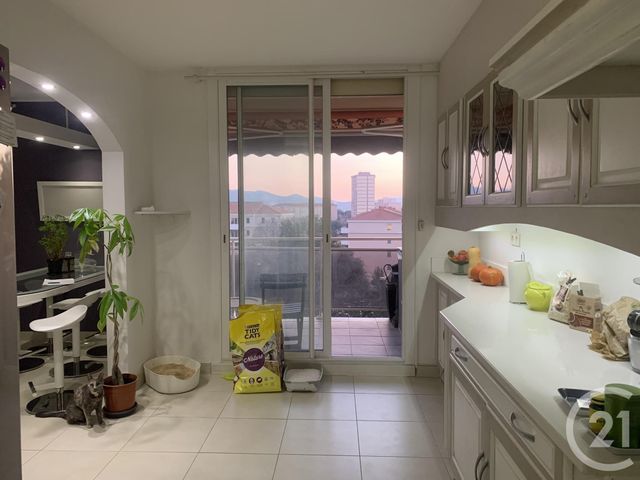 Appartement T4 &agrave; louer - 4 pi&egrave;ces - 78,70 m2 - Marseille - 13012 - PROVENCE-ALPES-COTE-D-AZUR