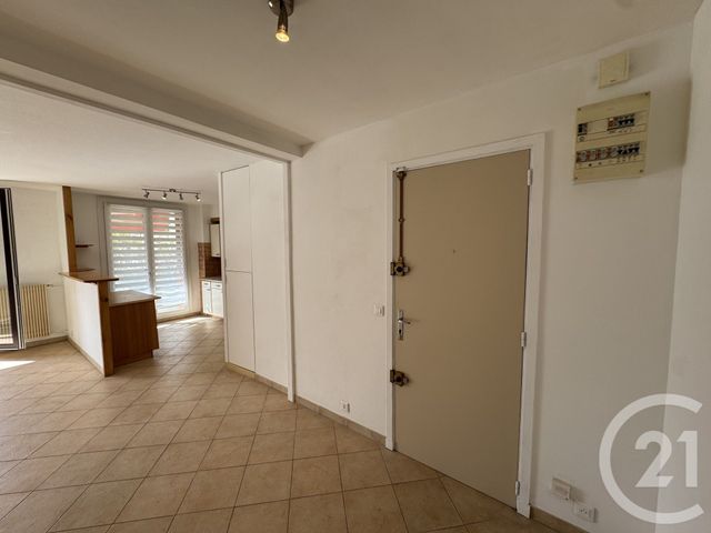 Appartement T2 &agrave; louer - 2 pi&egrave;ces - 55,69 m2 - Marseille - 13012 - PROVENCE-ALPES-COTE-D-AZUR