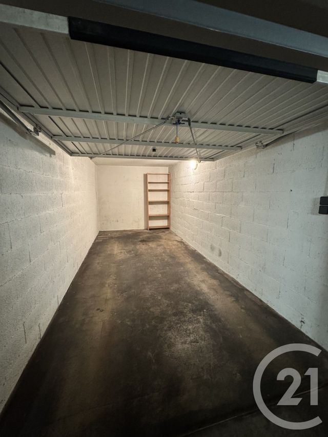 Parking &agrave; louer - 12 m2 - Marseille - 13004 - PROVENCE-ALPES-COTE-D-AZUR