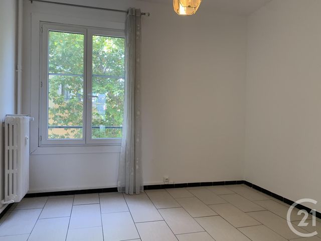 Appartement F3 &agrave; louer - 3 pi&egrave;ces - 57,51 m2 - Marseille - 13012 - PROVENCE-ALPES-COTE-D-AZUR