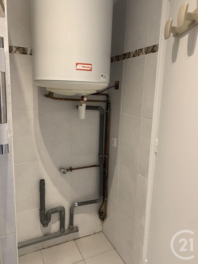 Appartement F3 &agrave; louer - 3 pi&egrave;ces - 57,51 m2 - Marseille - 13012 - PROVENCE-ALPES-COTE-D-AZUR