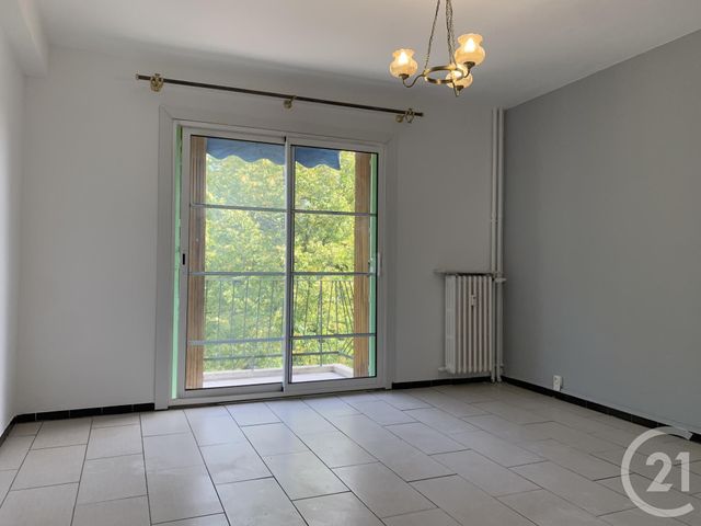 Appartement F3 &agrave; louer - 3 pi&egrave;ces - 57,51 m2 - Marseille - 13012 - PROVENCE-ALPES-COTE-D-AZUR