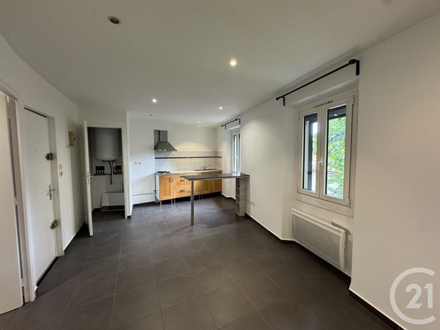 Appartement T1 &agrave; louer - 1 pi&egrave;ce - 23,68 m2 - Marseille - 13011 - PROVENCE-ALPES-COTE-D-AZUR