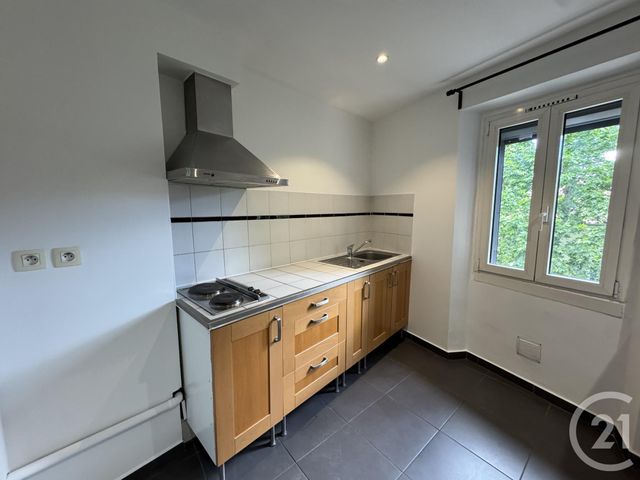 Appartement T1 &agrave; louer - 1 pi&egrave;ce - 23,68 m2 - Marseille - 13011 - PROVENCE-ALPES-COTE-D-AZUR