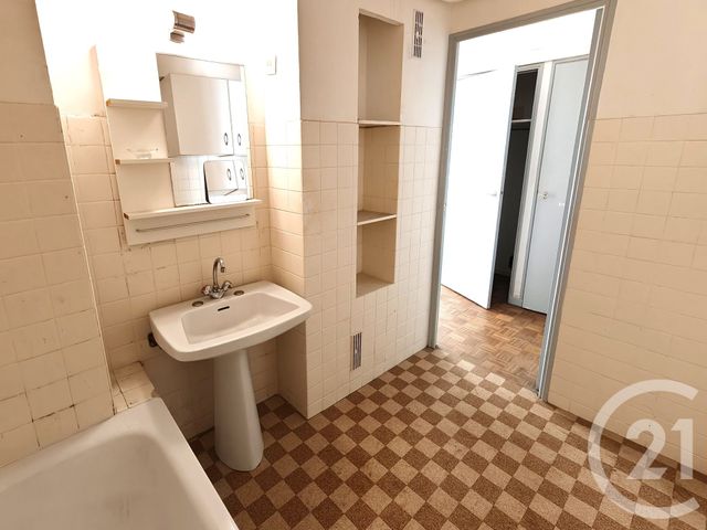 Appartement Studio &agrave; vendre - 1 pi&egrave;ce - 37,02 m2 - Marseille - 13007 - PROVENCE-ALPES-COTE-D-AZUR
