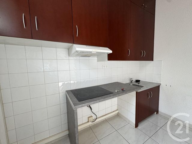 Appartement T1 &agrave; louer - 1 pi&egrave;ce - 46,50 m2 - Marseille - 13005 - PROVENCE-ALPES-COTE-D-AZUR