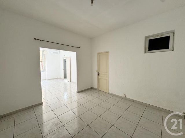 Appartement T1 &agrave; louer - 1 pi&egrave;ce - 46,50 m2 - Marseille - 13005 - PROVENCE-ALPES-COTE-D-AZUR
