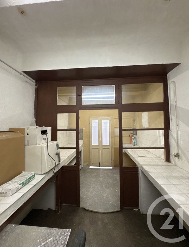 Appartement Local &agrave; louer - 2 pi&egrave;ces - 22,90 m2 - Marseille - 13005 - PROVENCE-ALPES-COTE-D-AZUR