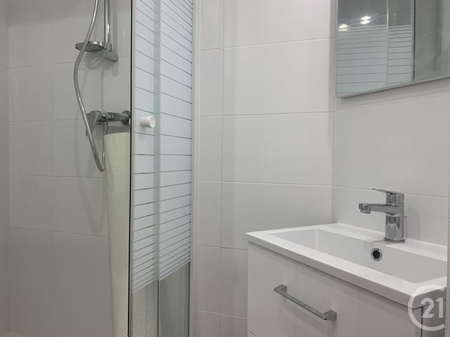 Appartement T2 &agrave; louer - 2 pi&egrave;ces - 31,61 m2 - Marseille - 13007 - PROVENCE-ALPES-COTE-D-AZUR