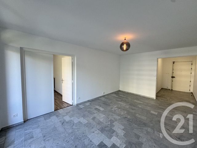 Appartement T4 &agrave; louer - 4 pi&egrave;ces - 77,75 m2 - Marseille - 13012 - PROVENCE-ALPES-COTE-D-AZUR