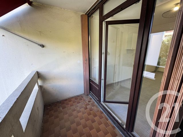 Appartement T4 &agrave; louer - 4 pi&egrave;ces - 77,75 m2 - Marseille - 13012 - PROVENCE-ALPES-COTE-D-AZUR